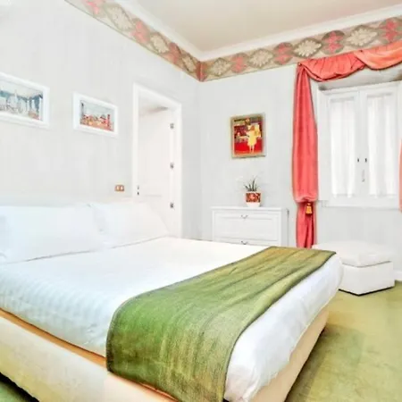 Cozy Spagna Rome